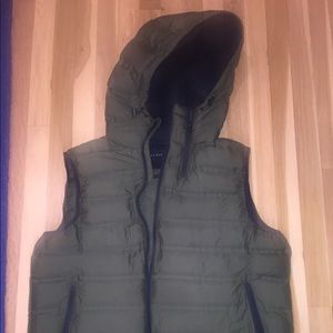 Zara XXL Men’s Winter Vest (Olive Green)